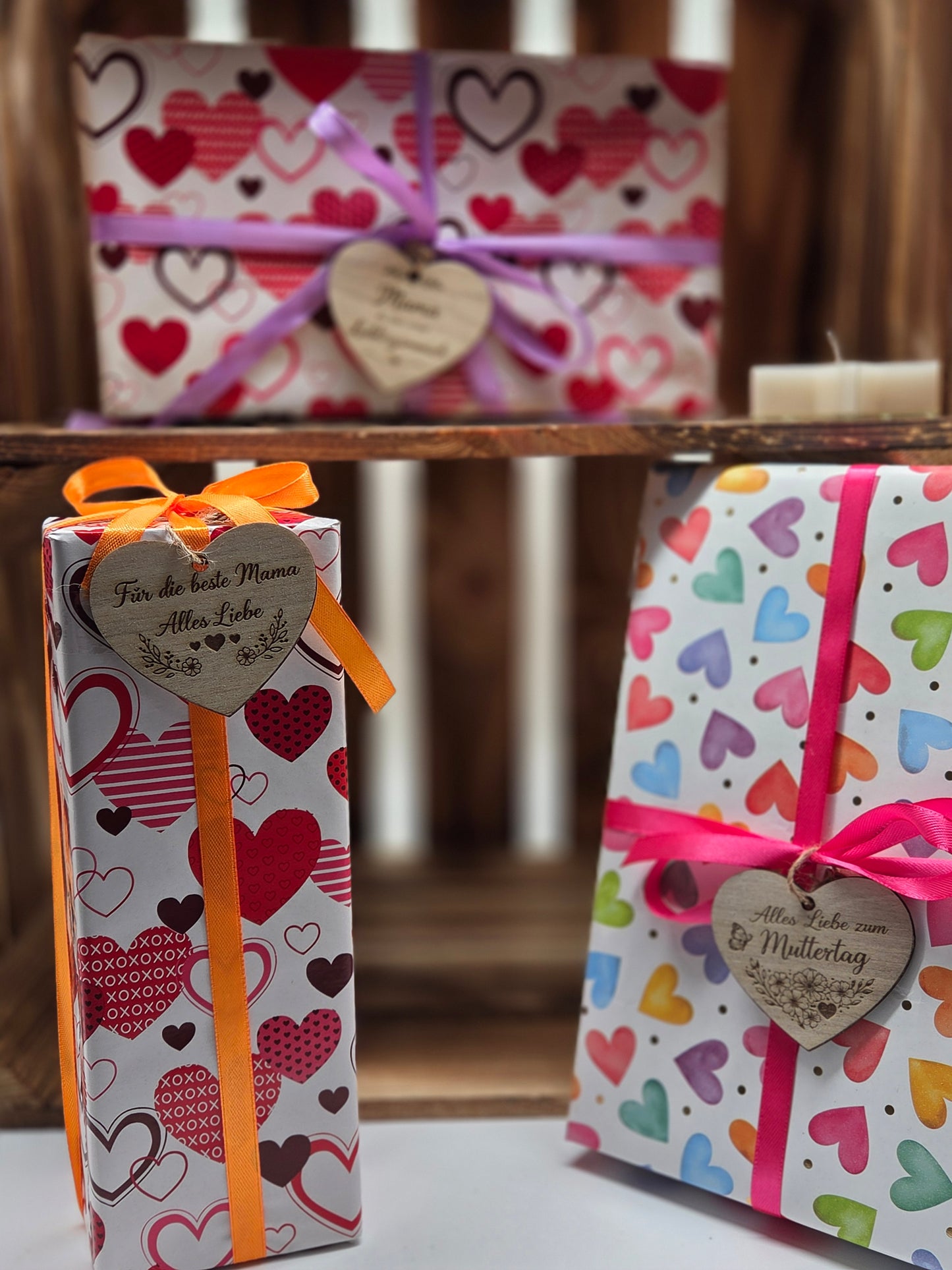 Geschenk Anhänger aus Holz – kleine Aufmerksamkeit mit großer Bedeutung