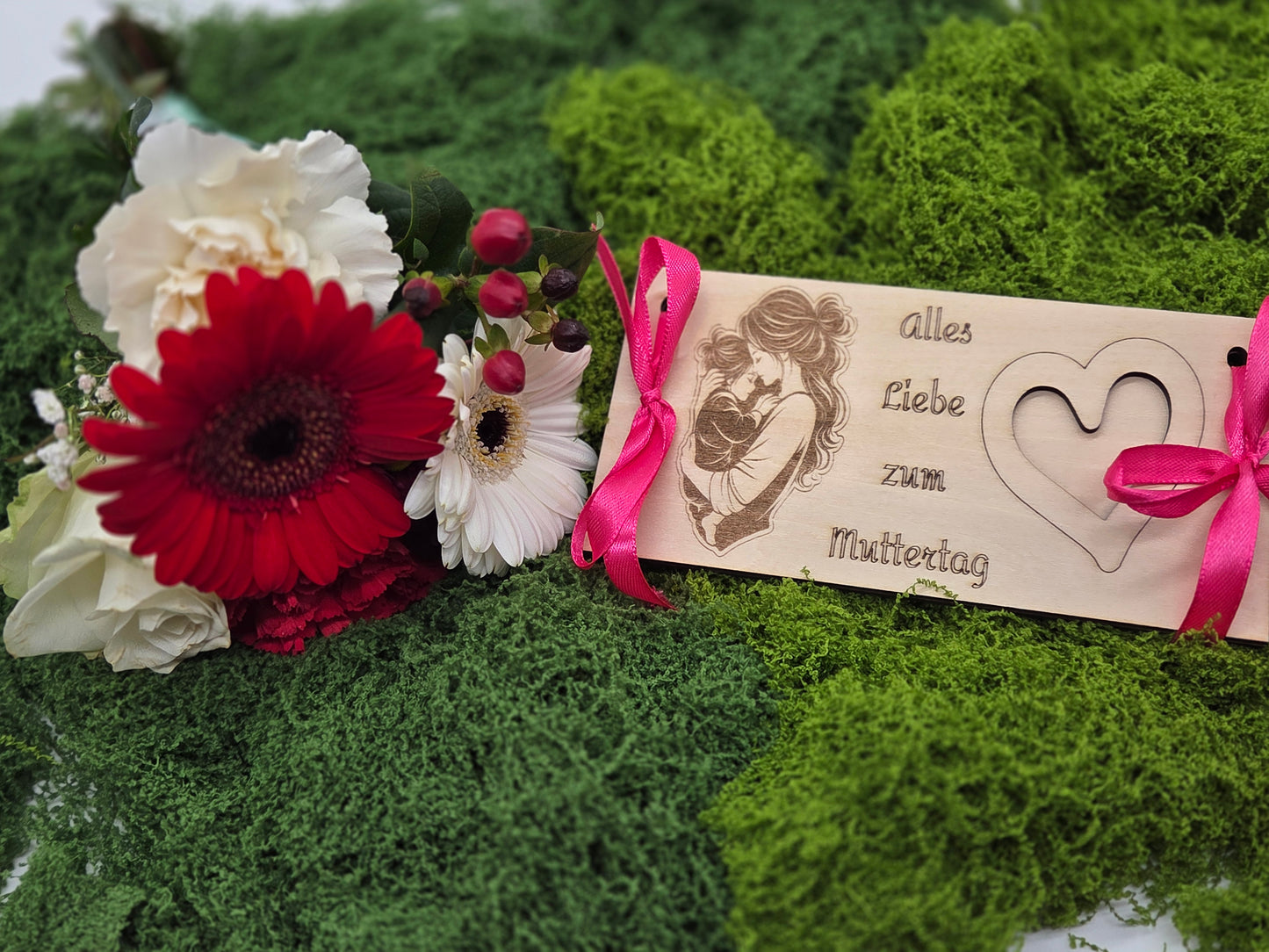 Geldgeschenk zum Muttertag aus Holz – Gutscheinhalter oder Geldkarte – Geschenk für Mama